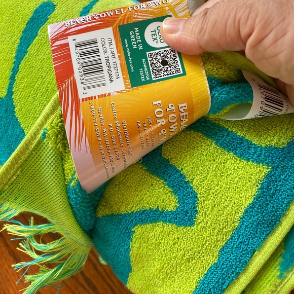 NWT Loft beach towels extra large - Picture 4 of 6